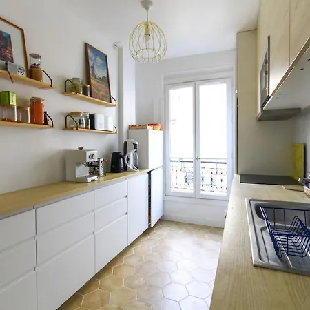 Nice 51 M With Wifi Near The Eiffel Tower